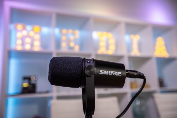 Podcast Lounge - Image 9