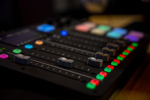 Podcast Lounge - Image 6