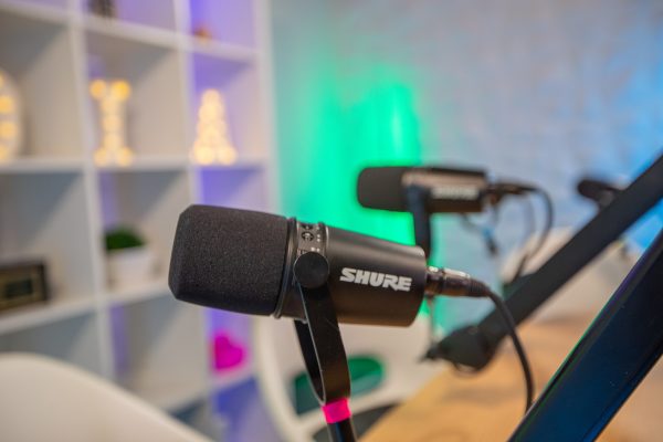 Podcast Lounge - Image 10